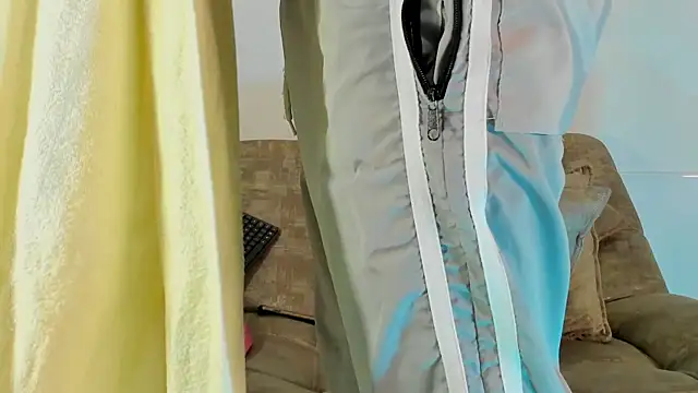 ArohomLester_