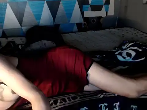 trish_curvecock - Trish_CurveCock's free webcam - UK Sex Cams
