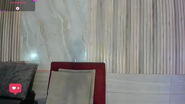 BriannaChelsea webcam