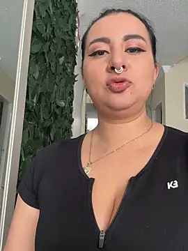 Abril_Luv webcam