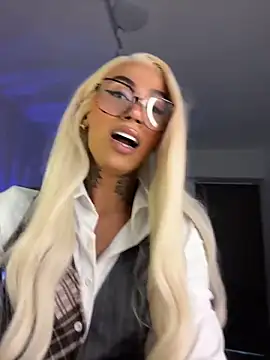 Kesenctel - Trans webcam sex chat
