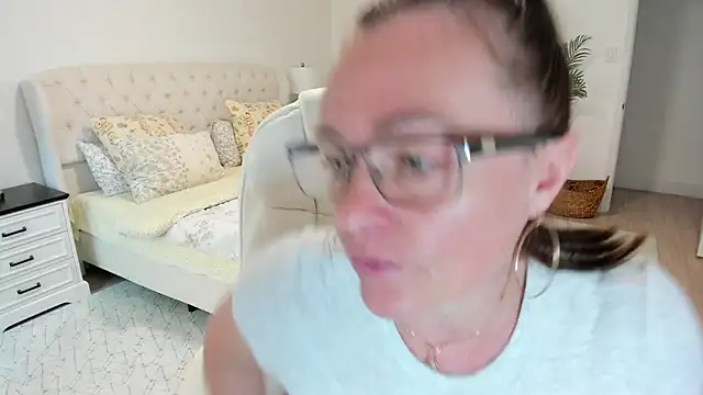 Vika73 webcam