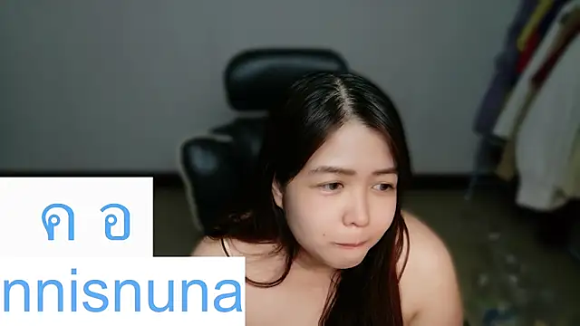 nunanunanuna webcam