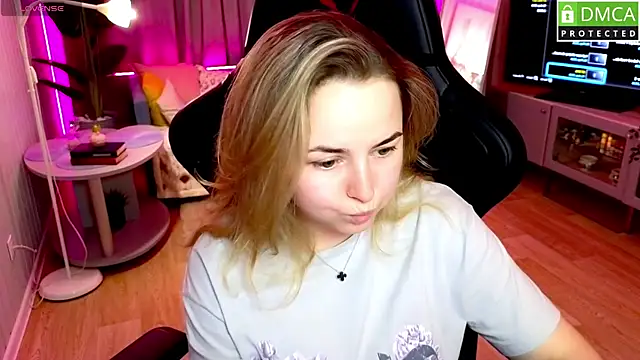 Mira_Mermayd webcam