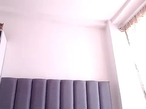 saara_johnson496 webcam