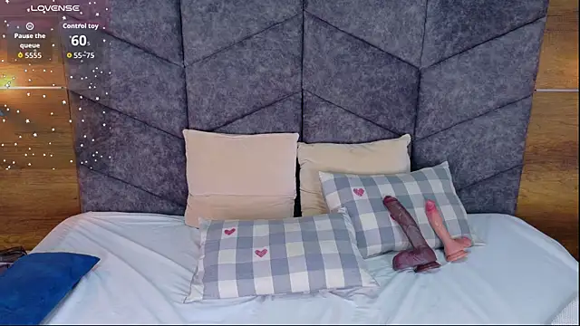 AnnieRouse__ webcam