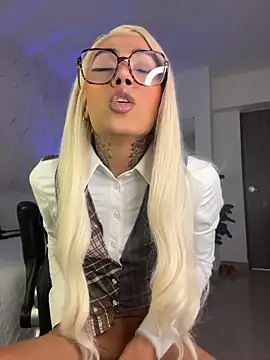 Kesenctel - Trans webcam sex chat
