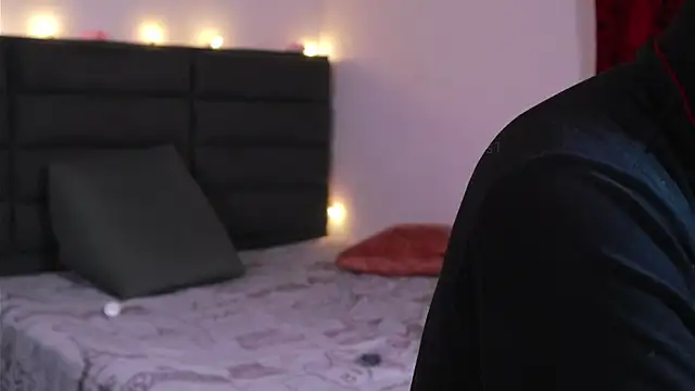kathieandpovcock1 webcam
