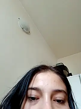Virgin_Pussy_Love webcam