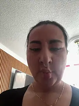 Abril_Luv webcam
