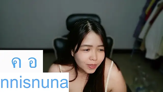 nunanunanuna webcam
