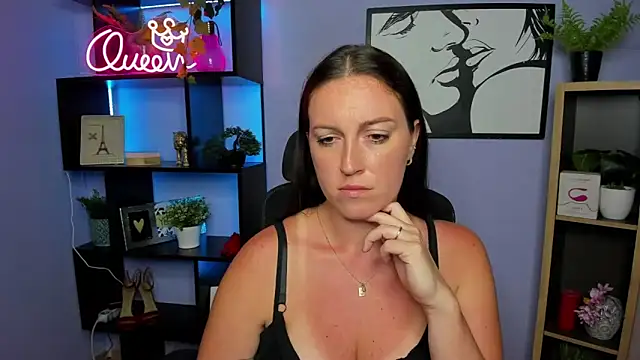 fun_ami - FUN_AMI's free webcam - UK Sex Cams