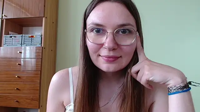 LooveELLYx webcam