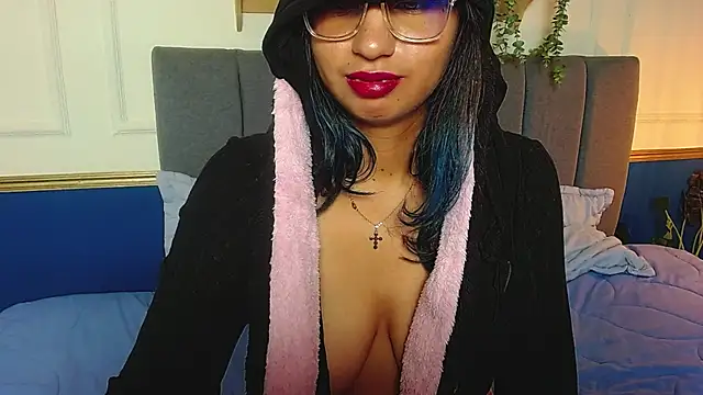 Violet_2003 webcam