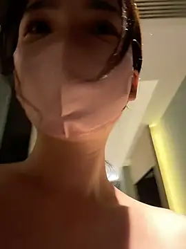 gougou13 live sex cam