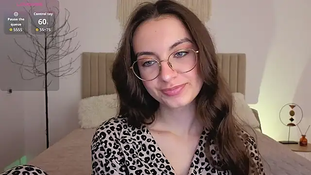 Real_cutie1 webcam