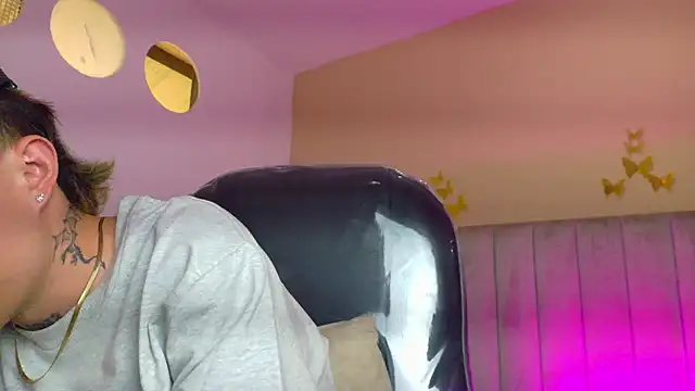 nascary_fox - Nascary_Fox's free webcam - UK Sex Cams