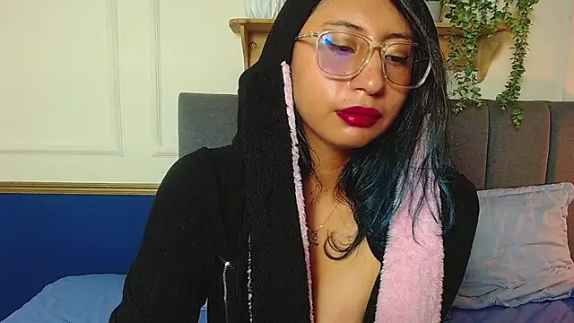 Violet_2003 webcam