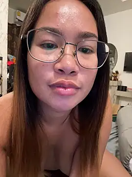 Ponthip webcam