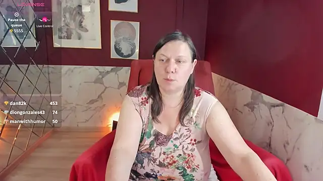KellyPerfection webcam