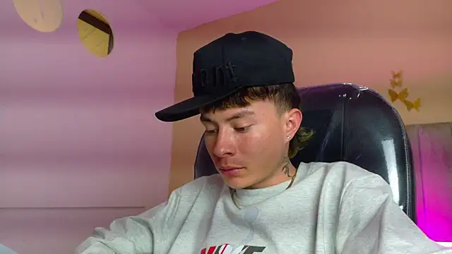 Nascary_Fox webcam