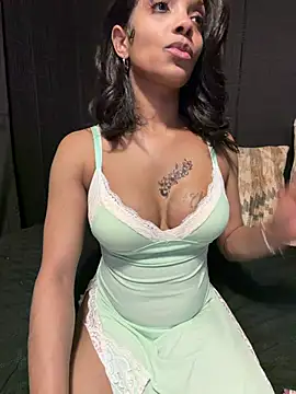 Rakiyahcharms
