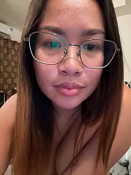 Ponthip webcam
