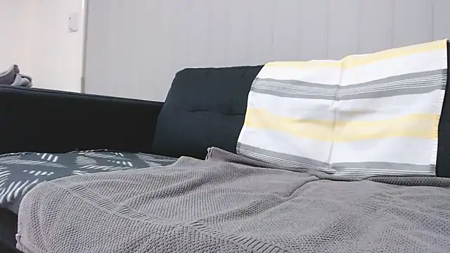 lilchristian@xh webcam