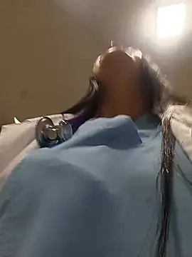 CAROLINE__07