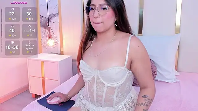 KamilaVegga webcam
