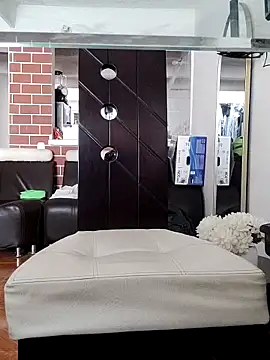 MrSecretSuit webcam
