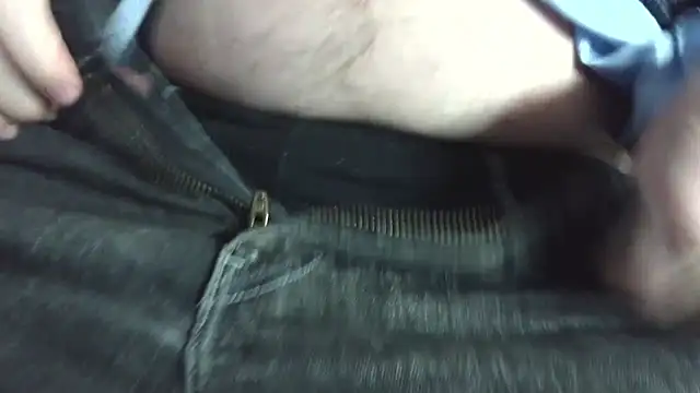 hairyandtiny webcam
