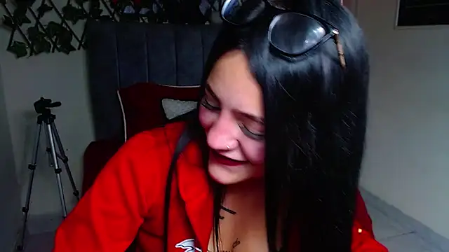 Violettasquirt webcam