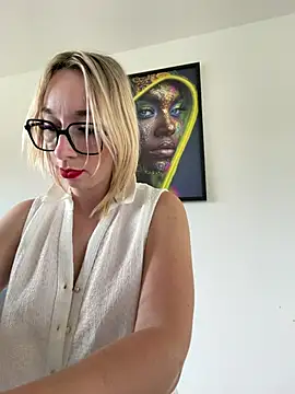 Giuliana_baby webcam