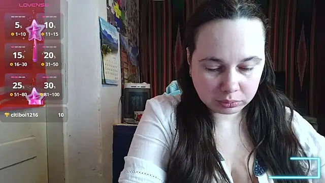 Cora_Maro webcam