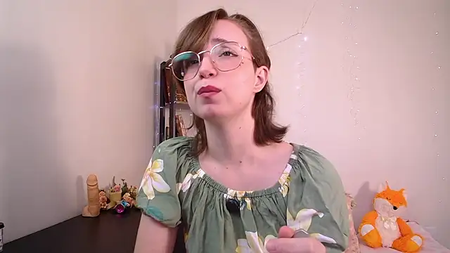 Elise_Nyx webcam