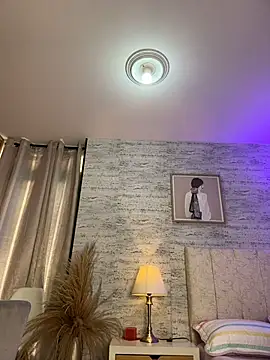 HoneyMollyX webcam
