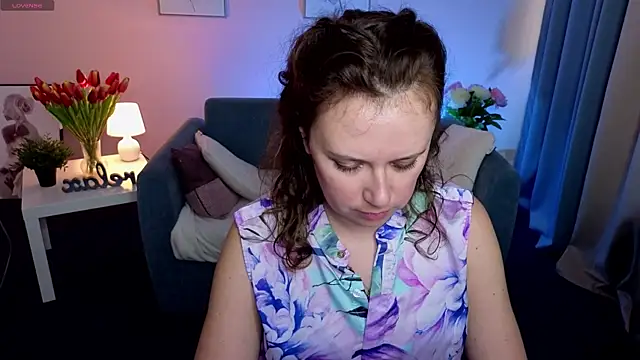 NellyBlackwood webcam