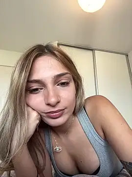 paulinee2006 webcam