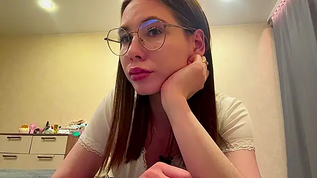 Phoebe555 webcam