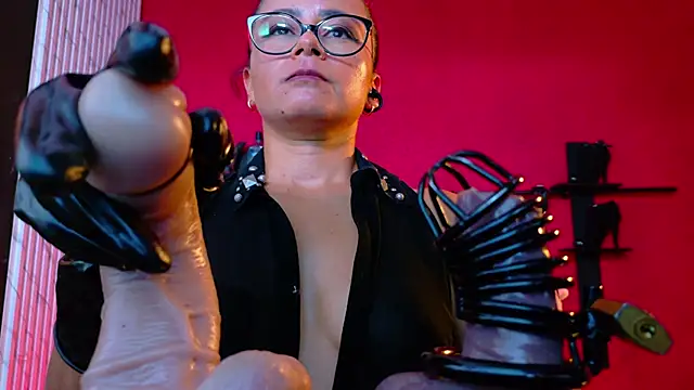 MistressSlut1 webcam