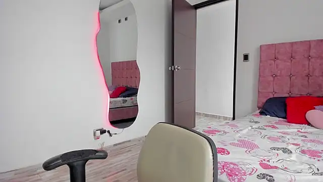 cora_22 webcam