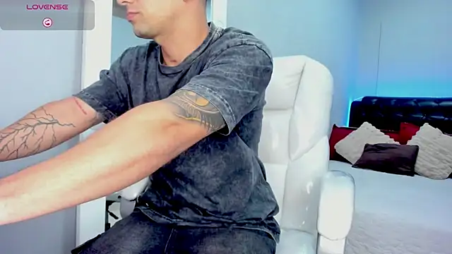 Alex_cute77 webcam