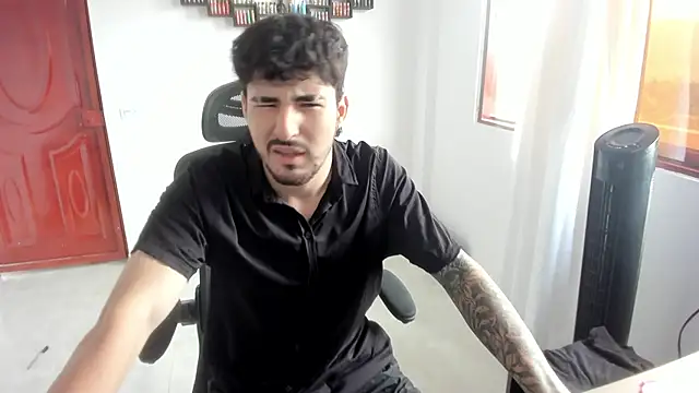 DmitriSanders webcam