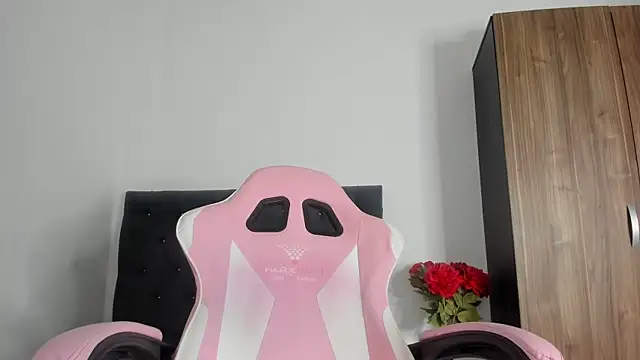 julinee_smithh webcam