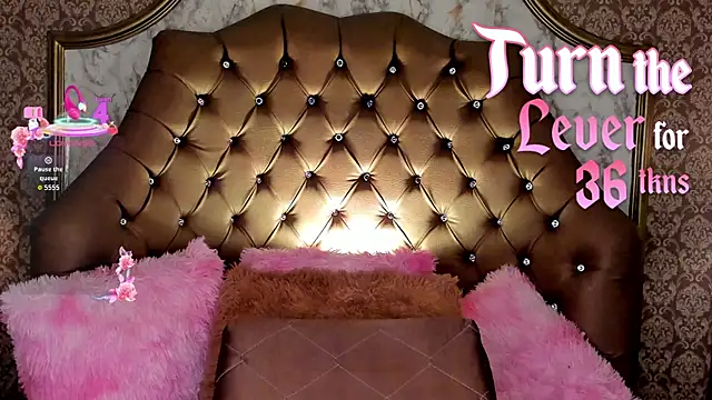 SoffiQueen webcam