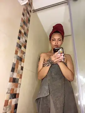 baby_lizy webcam