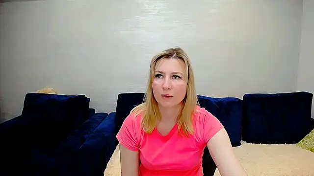 Incredible_Ariela webcam