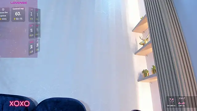 Naomii_Viper webcam