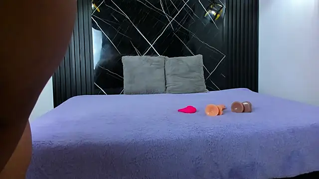 AriaBelle webcam